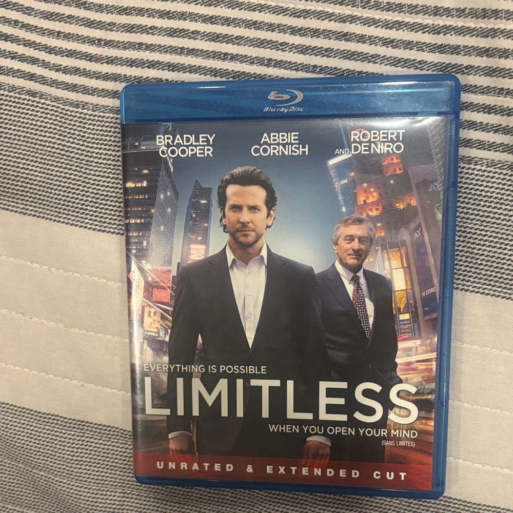 Limitless Blu-ray Disc